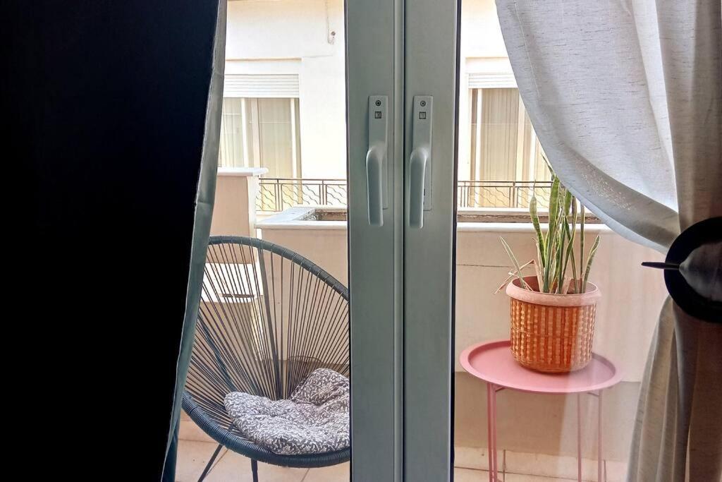 Vincent - Central 2 Bedroom Apartment 79Sqm Tripoli Buitenkant foto